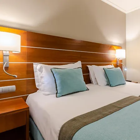 Turim Europa Готель 4*
